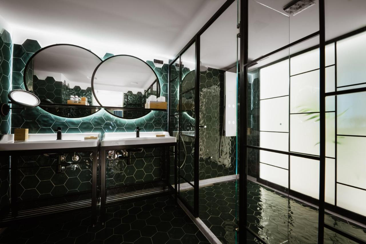 The Bold Type Hotel, A Member Of Design Hotels Patras Eksteriør billede