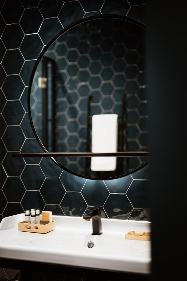 The Bold Type Hotel, A Member Of Design Hotels Patras Eksteriør billede
